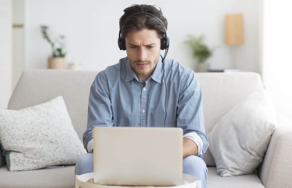 online OKJ képzések és tréningek
