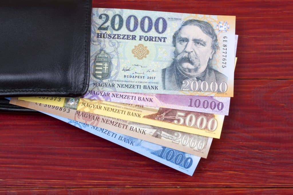 mennyit lehet keresni a szakmákkal