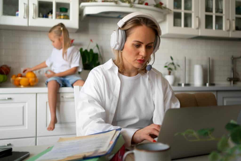 online tanfolyamok kisgyermekeseknek